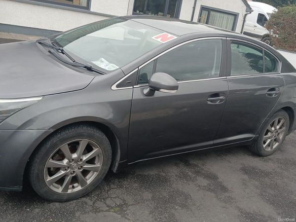 Toyota Avensis Saloon, Diesel, 2013, Grey