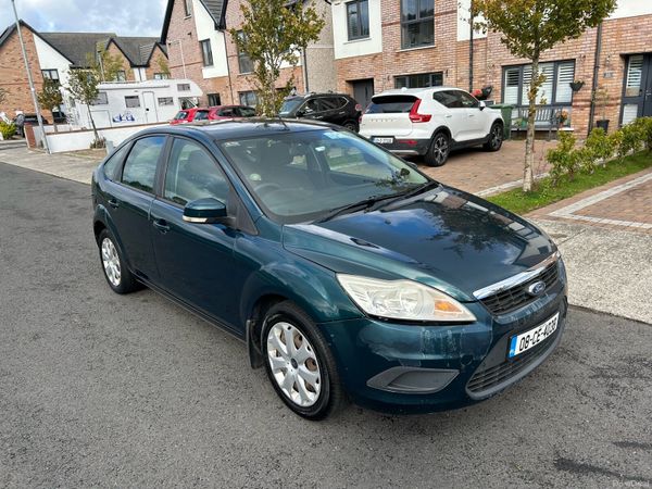 Ford Focus Hatchback, Petrol, 2008, Green