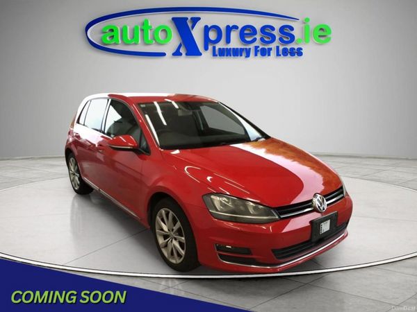 Volkswagen Golf Hatchback, Petrol, 2015, Red