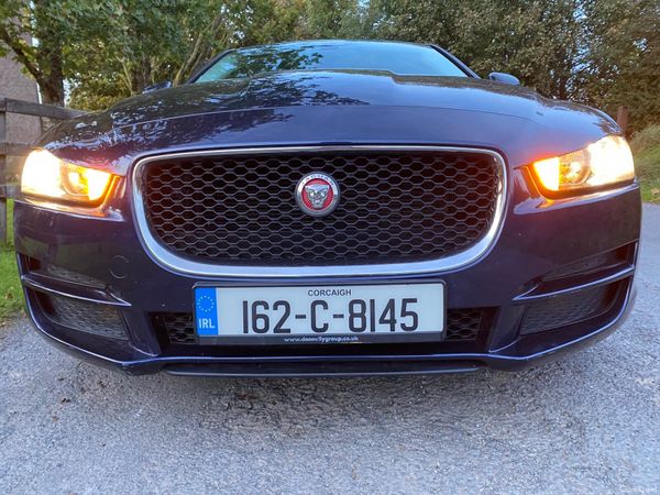 Jaguar XE Saloon, Diesel, 2016, Blue