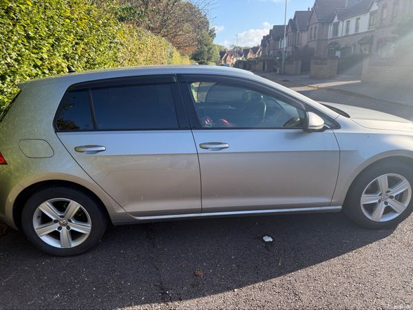 Volkswagen Golf Hatchback, Petrol, 2015, Silver