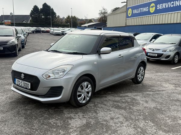 Suzuki Swift Hatchback, Petrol, 2017, Silver