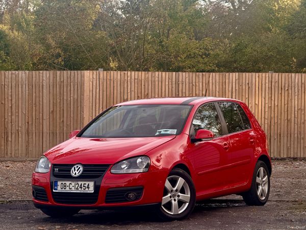 Volkswagen Golf Hatchback, Petrol, 2008, Red