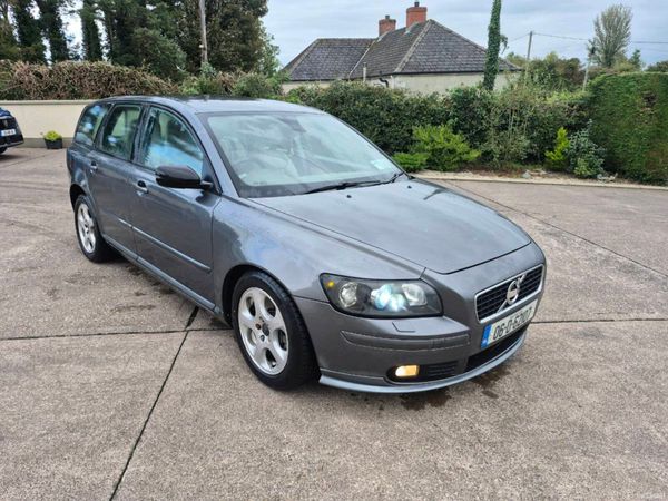 Volvo V50 Estate, Diesel, 2006, Grey