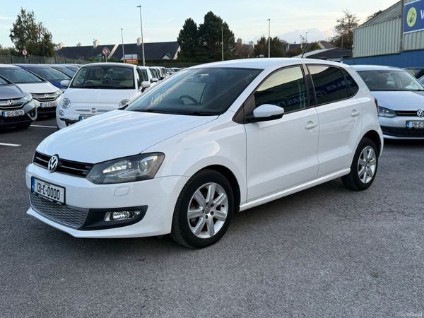 Volkswagen Polo Hatchback, Petrol, 2013, White