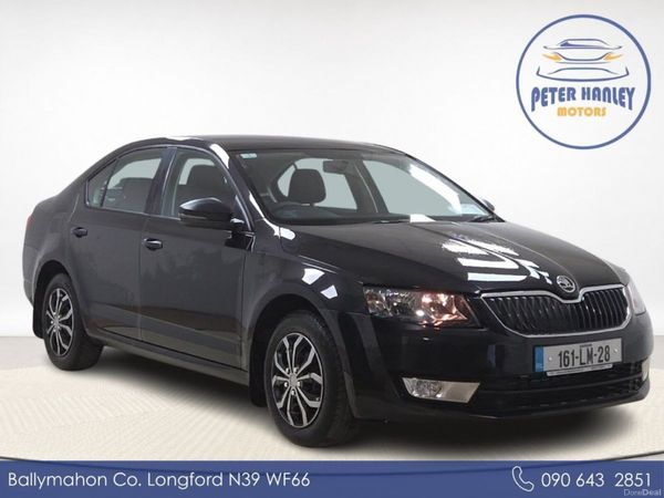 Skoda Octavia Saloon, Diesel, 2016, Black