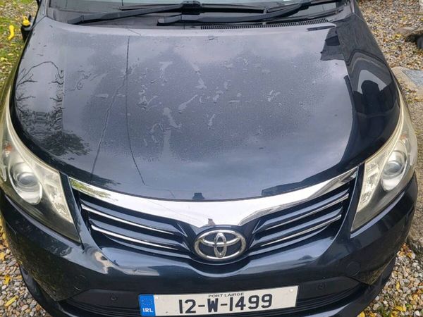 Toyota Avensis Saloon, Diesel, 2012, Grey