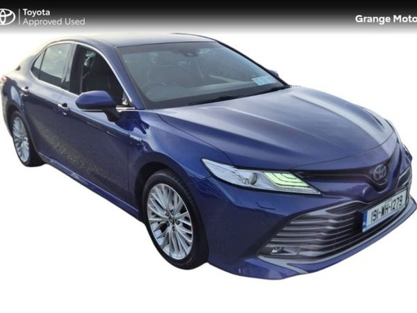 Toyota Camry Saloon, Petrol Hybrid, 2019, Blue