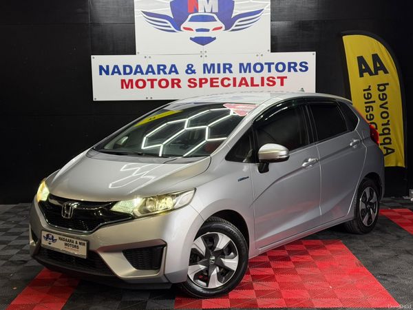 Honda Fit Hatchback, Petrol Hybrid, 2016, Silver