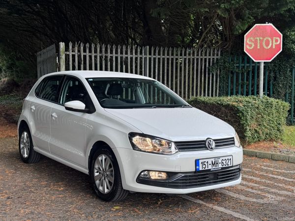 Volkswagen Polo Hatchback, Petrol, 2015, White
