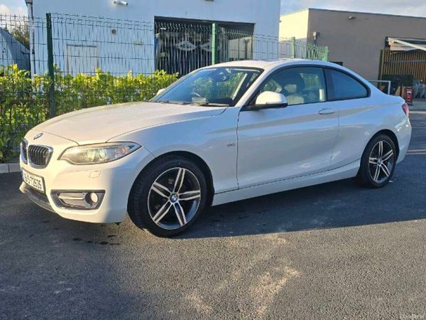 BMW 2-Series Coupe, Petrol, 2016, White