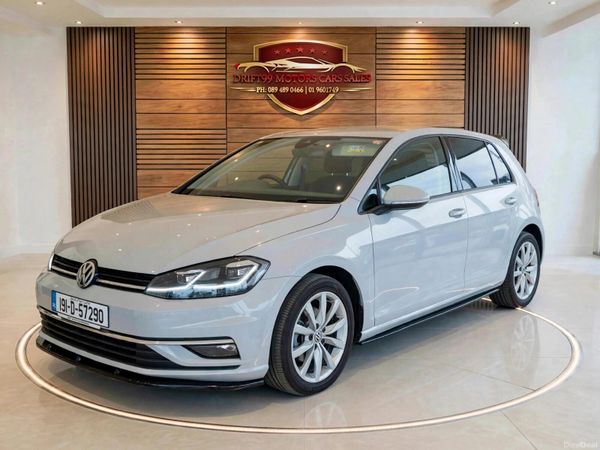 Volkswagen Golf Estate, Petrol, 2019, White