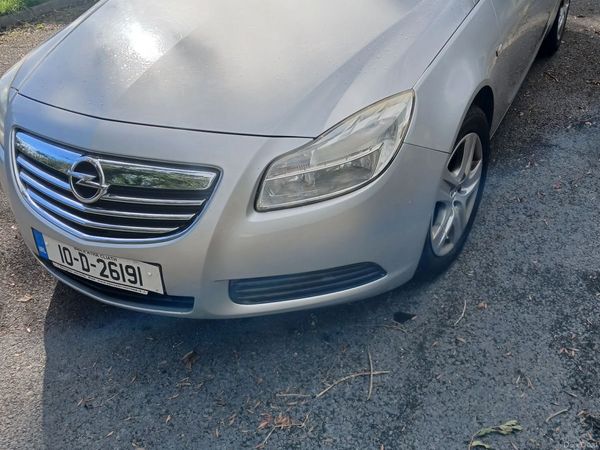 Opel Insignia Hatchback, Diesel, 2010, Silver