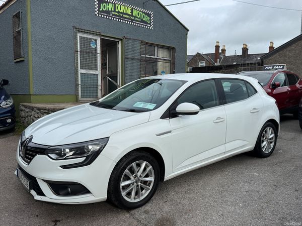 Renault Megane Hatchback, Diesel, 2017, White