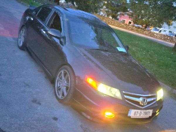 Honda Accord Saloon, Petrol, 2007, Black