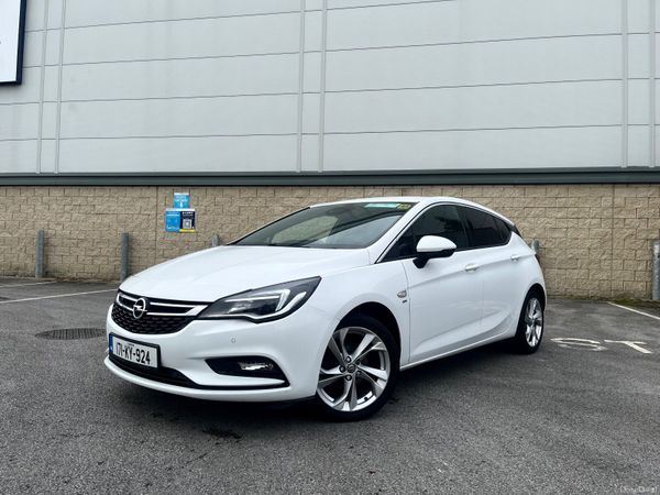 Opel Astra Hatchback, Petrol, 2017, White