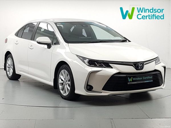 Toyota Corolla Saloon, Petrol Hybrid, 2023, White