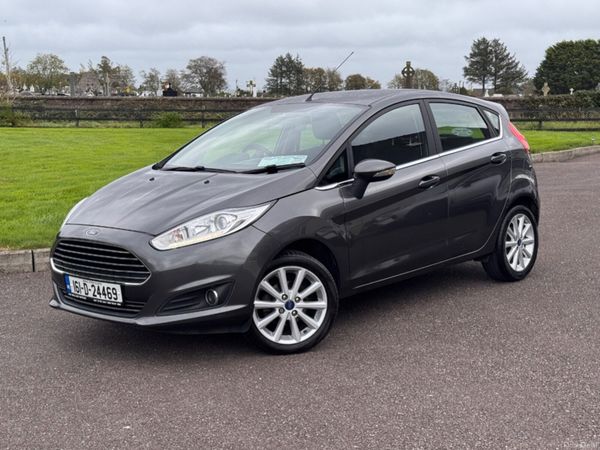 Ford Fiesta Hatchback, Petrol, 2016, Grey