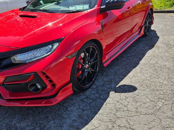 Honda Civic Hatchback, Petrol, 2018, Red