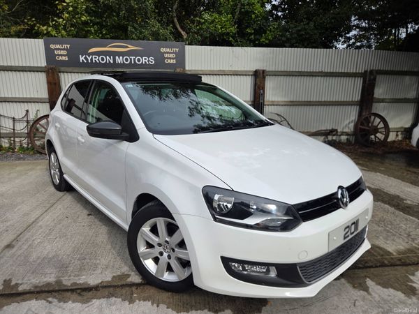 Volkswagen Polo Hatchback, Petrol, 2011, White