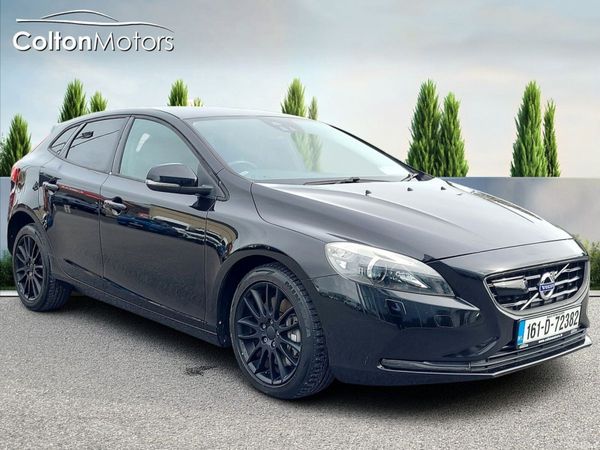 Volvo V40 Hatchback, Diesel, 2016, Black