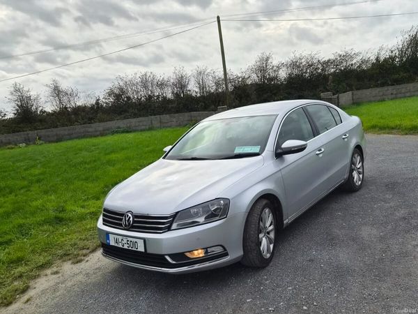 Volkswagen Passat Saloon, Diesel, 2014, Silver