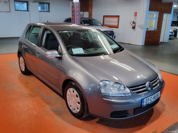 Volkswagen Golf Hatchback, Petrol, 2007, Grey