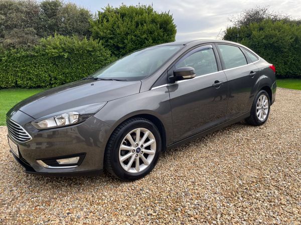 Ford Focus Saloon, Diesel, 2016, Grey
