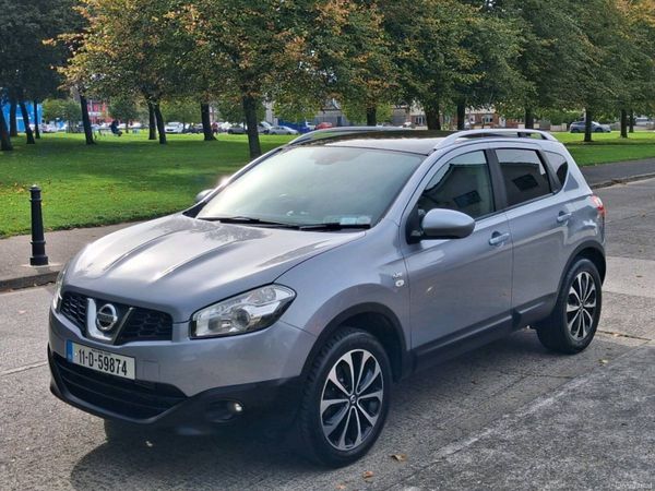 Nissan Qashqai Hatchback, Diesel, 2011, Grey