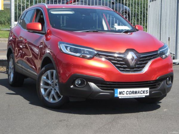 Renault Kadjar Hatchback, Petrol, 2018, Red