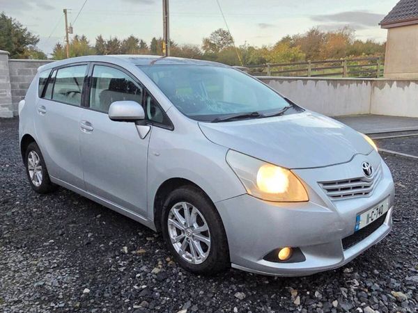 Toyota Verso MPV, Diesel, 2011, Silver