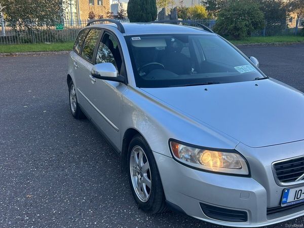 Volvo V50 Estate, Diesel, 2010, Silver