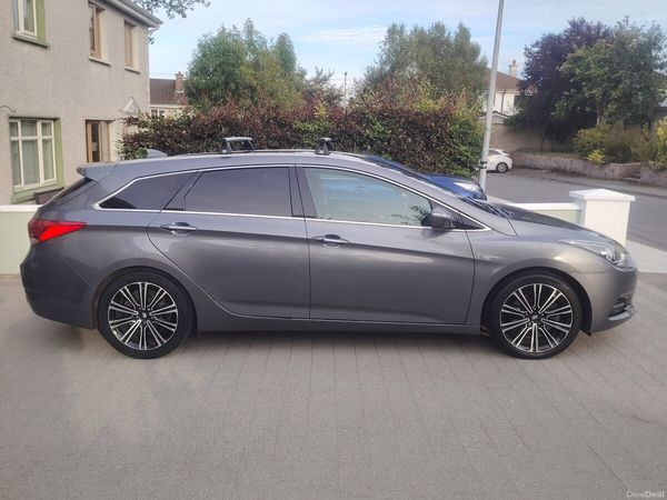 Hyundai i40 Estate, Diesel, 2016, Silver