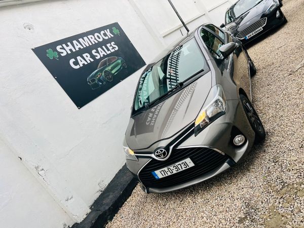 Toyota Yaris Hatchback, Petrol, 2017, Grey