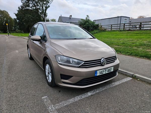 Volkswagen Golf Estate, Diesel, 2014, Gold