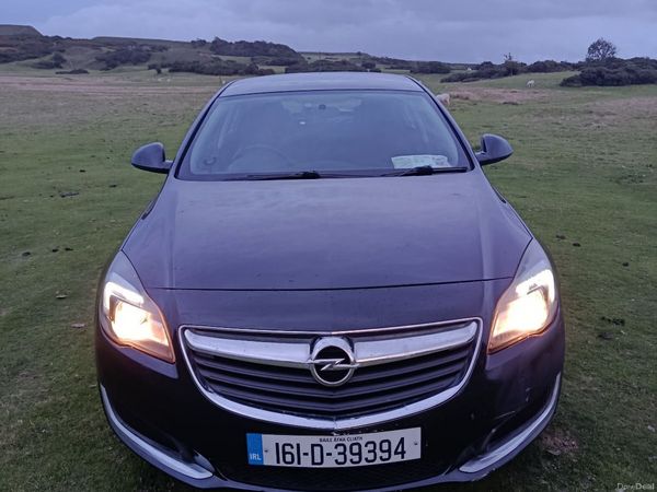 Opel Insignia Hatchback, Diesel, 2016, Black