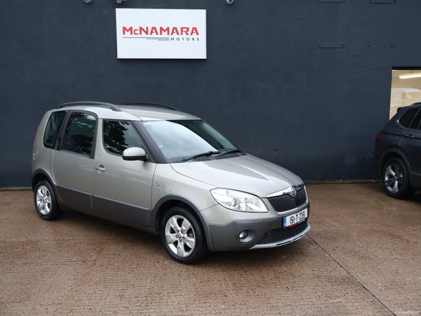 Skoda Roomster MPV, Petrol, 2015, Beige