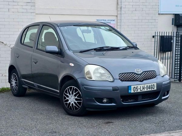 Toyota Yaris Hatchback, Petrol, 2005, Blue