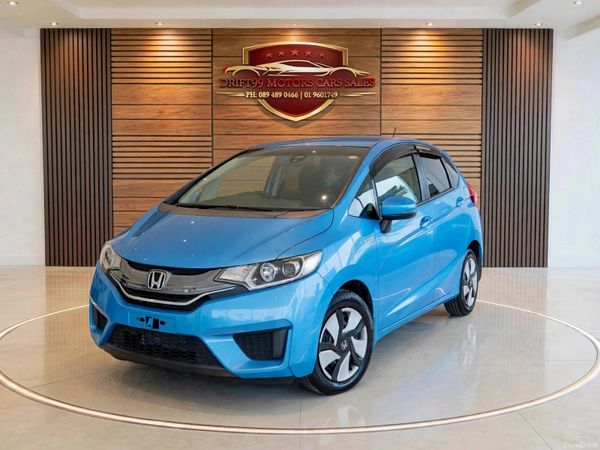 Honda Fit Hatchback, Petrol Hybrid, 2015, Blue