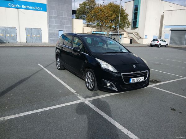 Peugeot 5008 MPV, Diesel, 2014, Black
