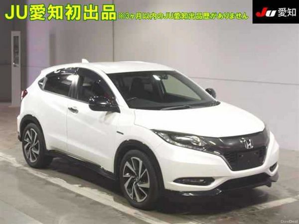 Honda Vezel SUV, Petrol Hybrid, 2017, White