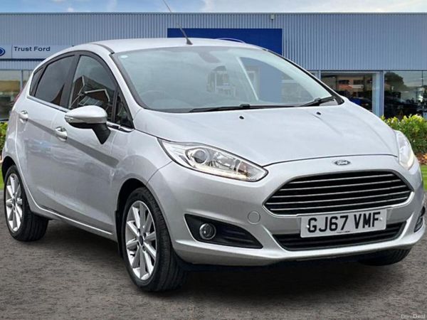 Ford Fiesta Hatchback, Petrol, 2017, Silver