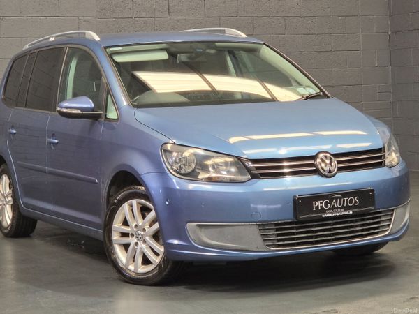 Volkswagen Touran MPV, Diesel, 2012, Blue