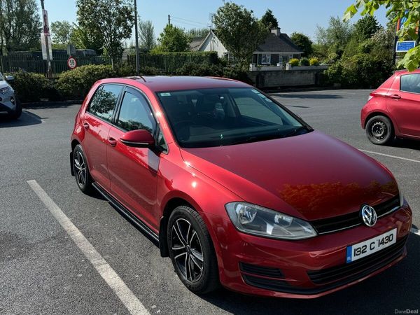 Volkswagen Golf Hatchback, Diesel, 2013, Red