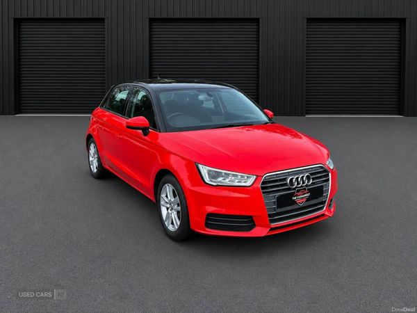 Audi A1 , Petrol, 2015, Red