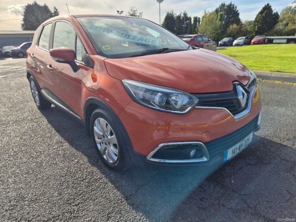 Renault Captur Hatchback, Diesel, 2014, Orange