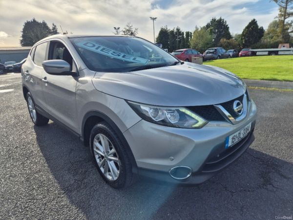 Nissan Qashqai Hatchback, Diesel, 2015, Silver