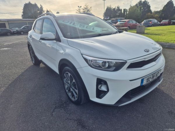 Kia Stonic Hatchback, Diesel, 2018, White