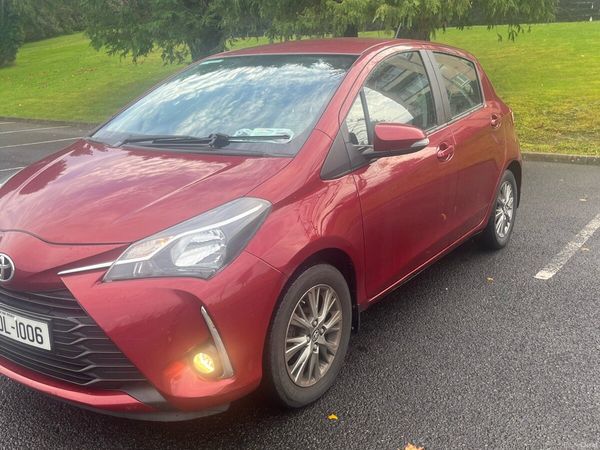 Toyota Yaris MPV, Petrol, 2020, Red