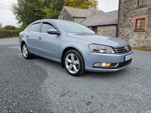 Volkswagen Passat Saloon, Diesel, 2012, Grey